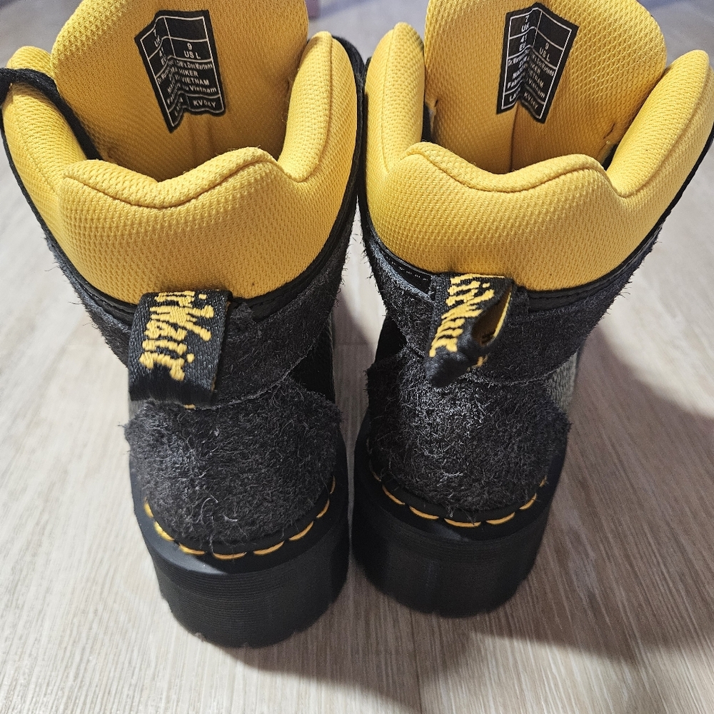 NWOT Dr Martens Zuma Hiker Boots Black Leather Suede Platform Boots W 9 / UK 7 - Picture 7 of 10